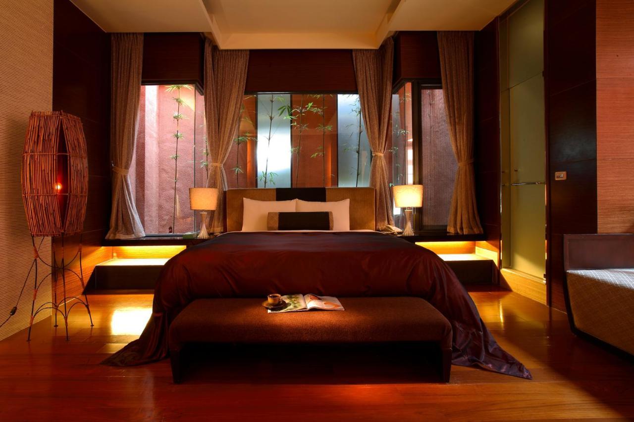 Spring Spa Motel 大里区 エクステリア 写真